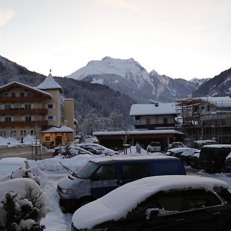 Hotel & Suites Glueck Auf Mayrhofen Eksteriør bilde